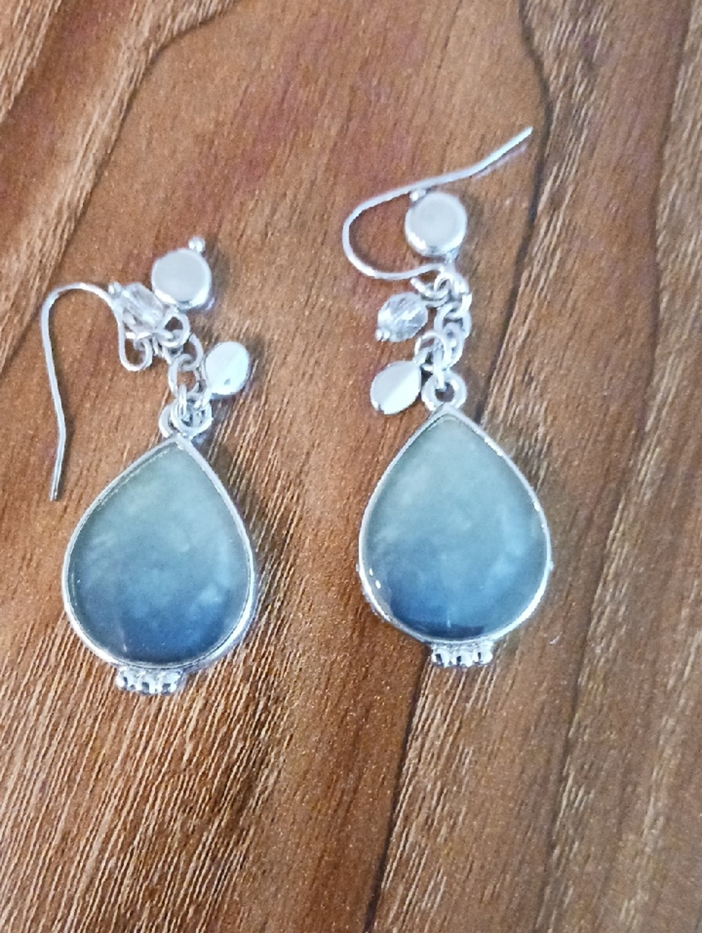 Source Unknown Silver Teardrop Blue Ombre Dangle Earrings
